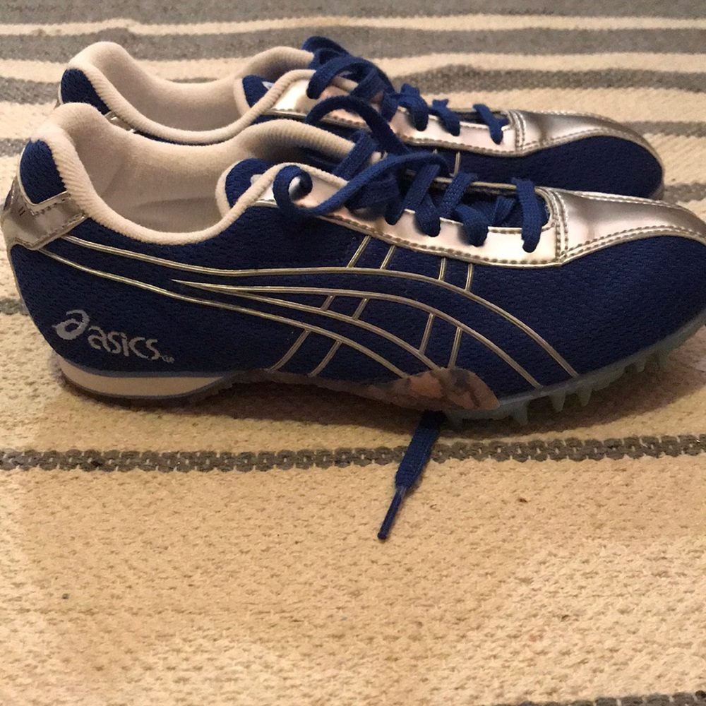 🆕 ASICS Track Spikes